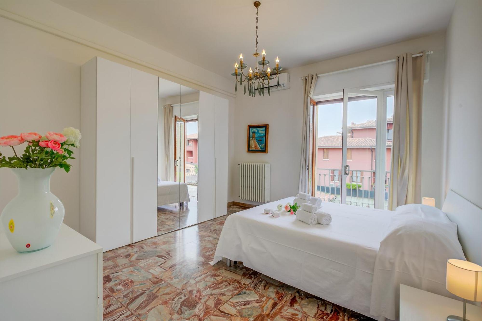 Casa Milly - Happy Rentals Desenzano del Garda Exterior photo
